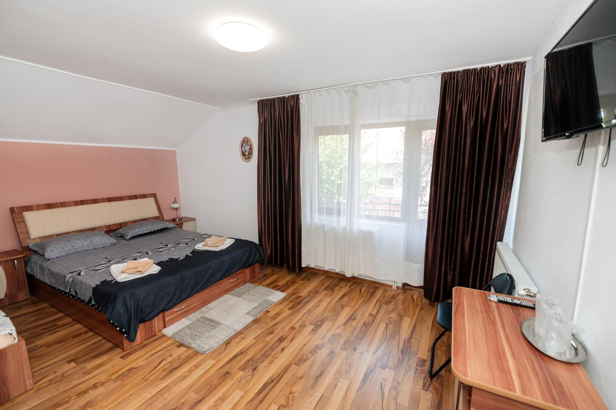 Casa Alex Calimanesti Otel Dış mekan fotoğraf